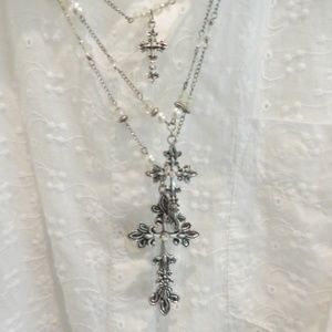 3 Cross Long Necklace!